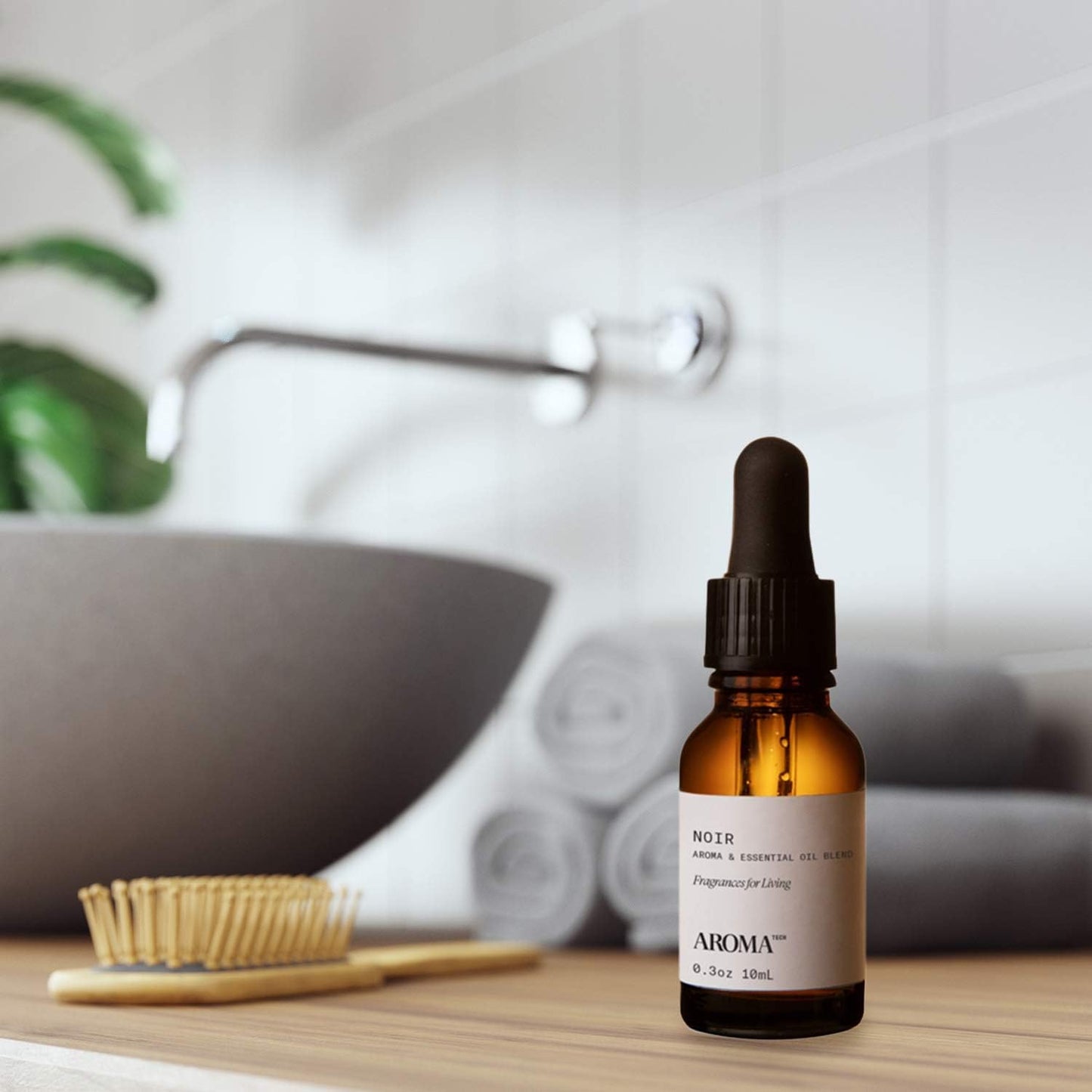 Noir Noir Aroma Essential Oil Blend: Hotel Inspired Aromatherapy with for Ultrasonic Diffusers & Nebulizers - 0.3 Fl Oz, 10 Ml