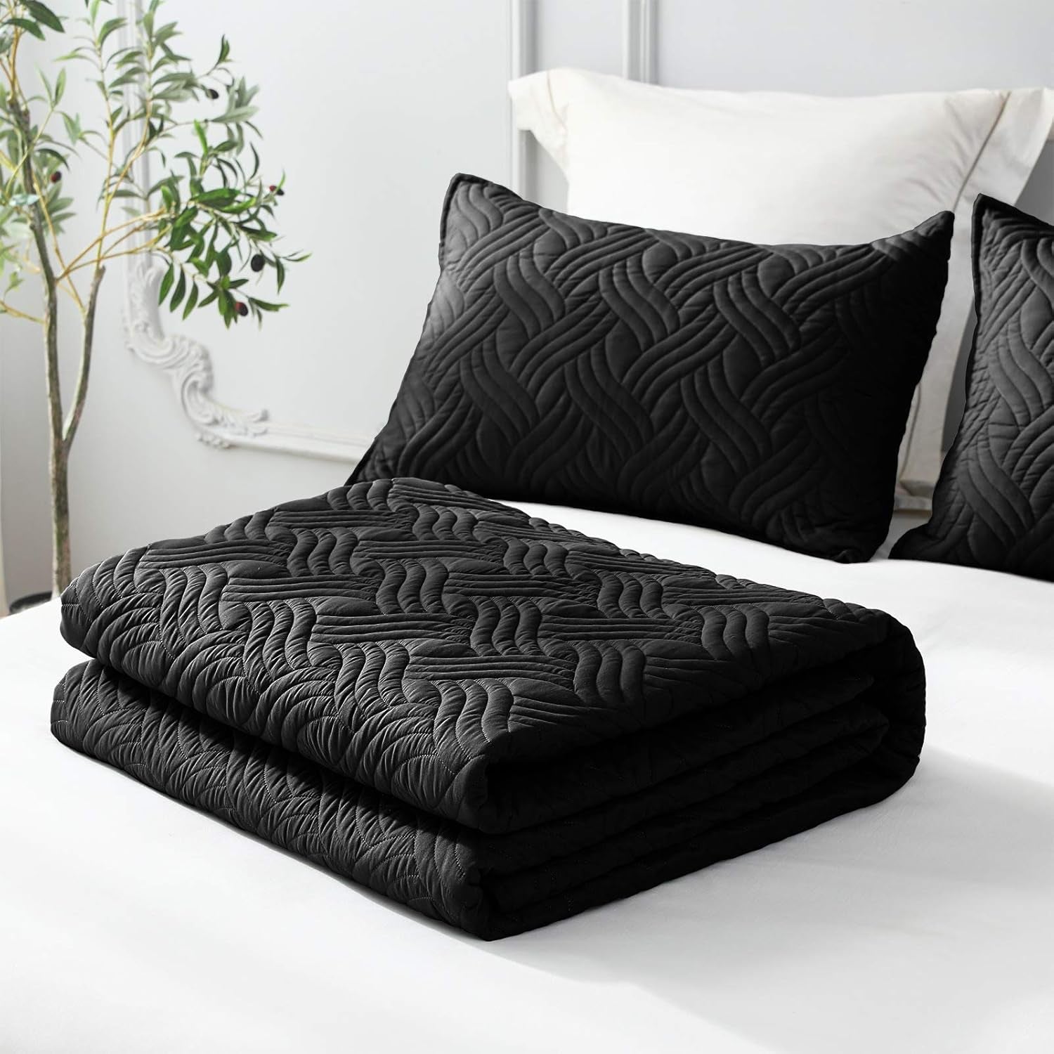 King Size Quilt Bedding Set, Soft Black Quilt King Size with 2 Pillow Shams, Lightweight Bedspread Coverlet Wave Pattern, Quilted Comforter Bed Cover for All Seasons